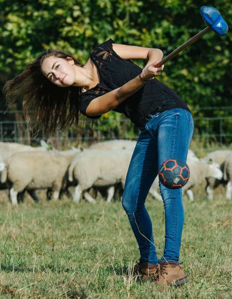 Clog Golf