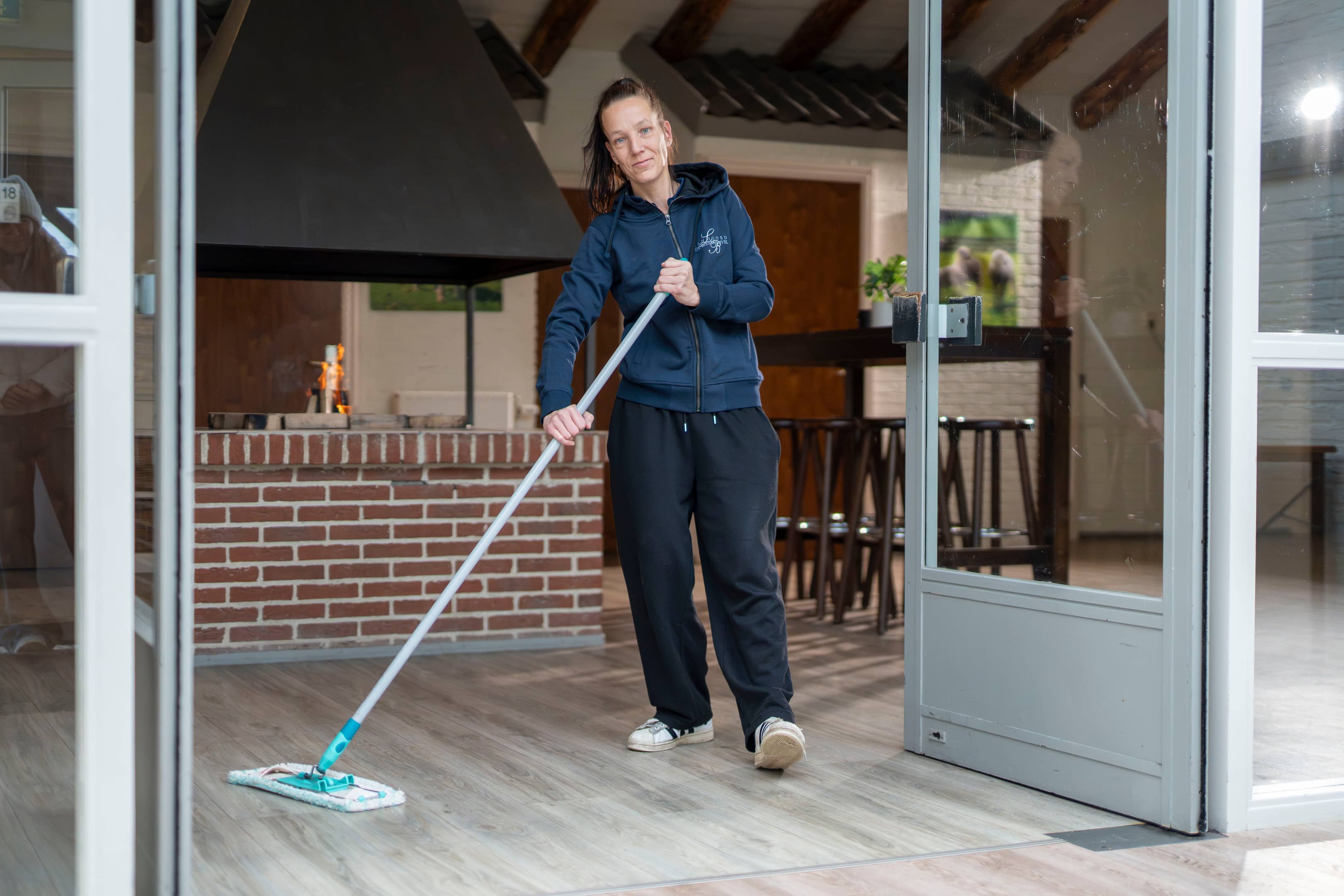 Cleaner